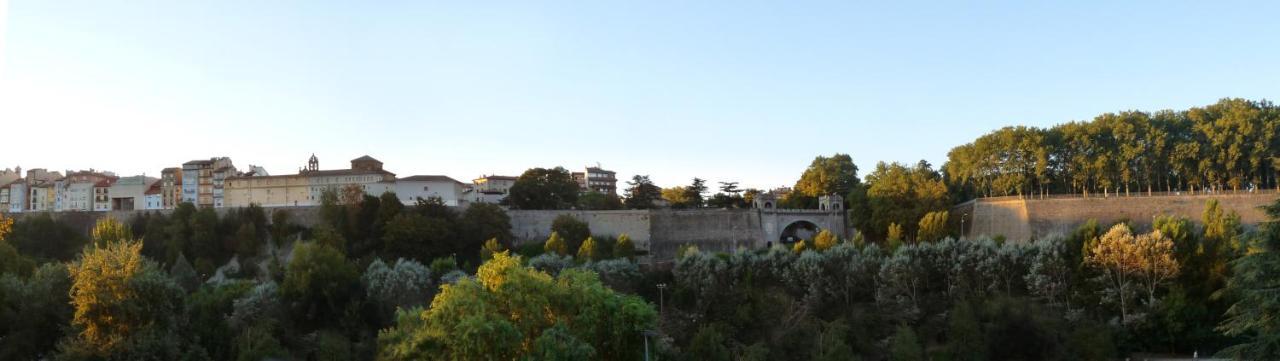 Balcon Curva De Estafeta - Centro Διαμέρισμα Παμπλόνα Εξωτερικό φωτογραφία